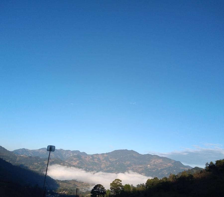 Valle de Cuautempan con niebla matutina